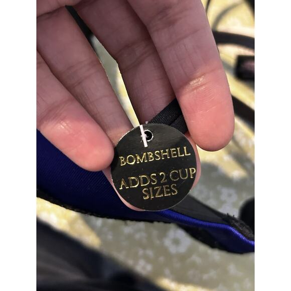 Victoria’s Secret Bombshell Push-Up Plunge Bra 36B Purple Black Lace NWT - Picture 9 of 9